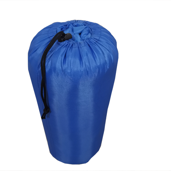 Refugee 3 season sleeping bag for UNHCR