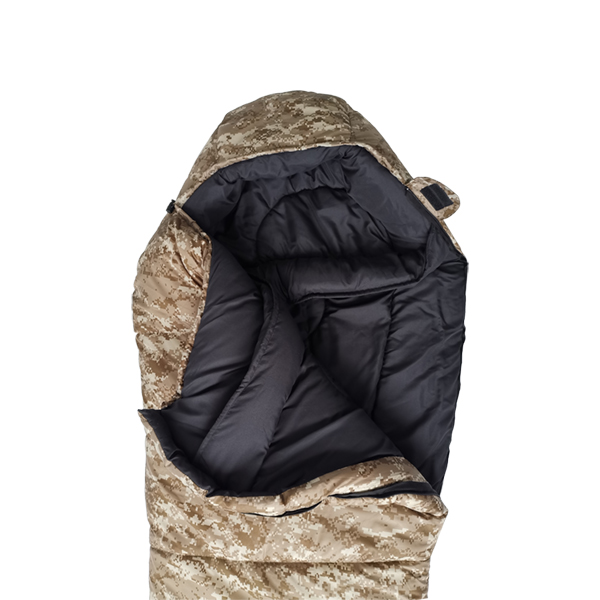Military sleeping bag for desert